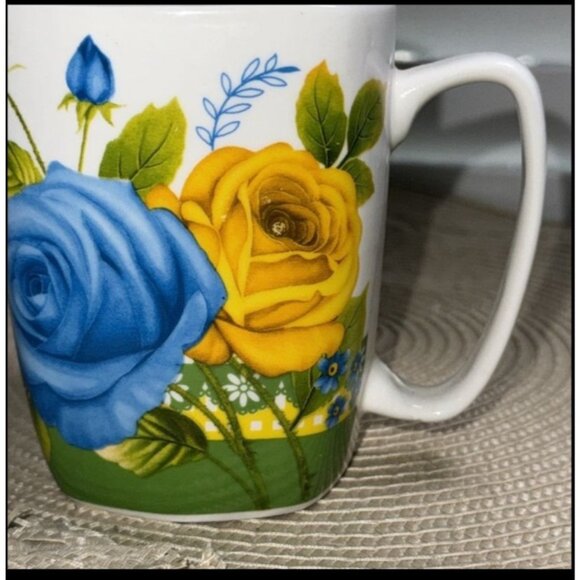Set Of 2 Floral Ceramic Mugs With Blue & Yellow Rose Design - Picture 5 of 11
